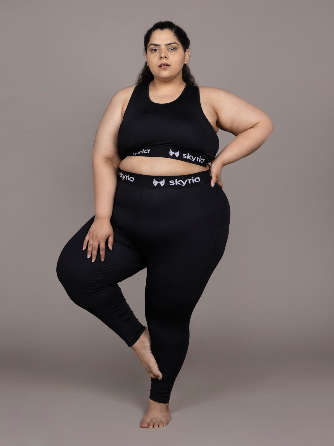 Skyria Mia Co-ord Set Black Leggings Plus Sports Bra